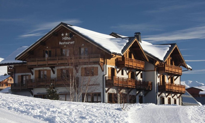 La Toussuire Hotel | Chalet-hotel Le Beausoleil, The Originals Relais