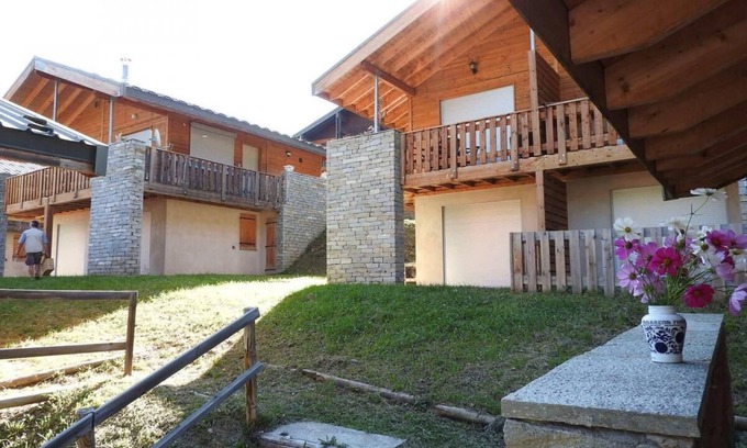 Villarodin-Bourget Chalet De Esquí | Chalet, Planta baja, balcón, tv, local para esquís, 45m², La Norma