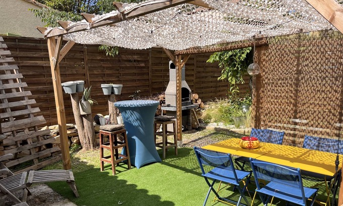 Villetelle Cabina | Chalet Idéal Pour Petite Famille ou Amoureux à 20 Minutes de la mer