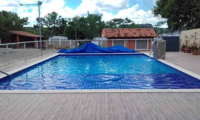 Setor Lagoa Quente Casa | Chalet in Caldas Novas for 10 people