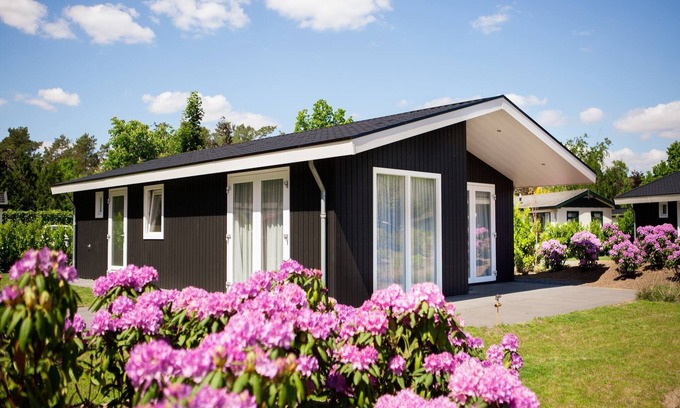 Municipality of Veldhoven Chalet De Esquí | Chalet en Países Bajos junto al Estanque