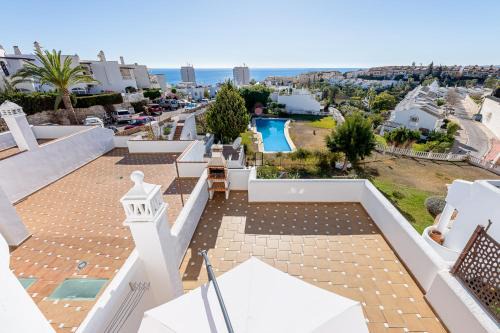 Torrequebrada Casa | Chalet in Torrequebrada residencial golf urbanization