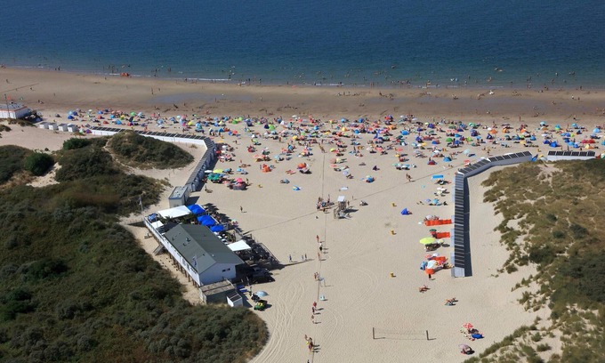 Kamperland Chalet De Esquí | Chalet (J09) on cozy family campsite by the sea