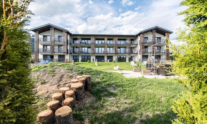 Pfalzen Apartamento | Chalet Kristall - Dolomites Garden Chalet