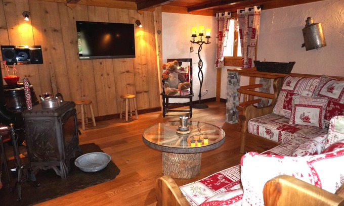 Les Prodains Chalet De Esquí | Chalet L'Ancetre - los precios indicados son para autoservicio