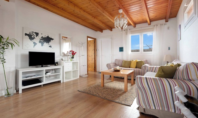 La Mancha Apartamento | Chalet las Viñas 2 con vistas a la montaña, Wi-Fi, jardín y terraza