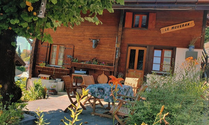 Les Posses-sur-Bex Chalet De Esquí | Chalet le muveran, in the center of gryon with garden!