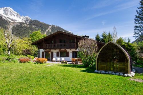 Les Praz-de-Chamonix Chalet De Esquí | Chalet Les Praz - 280sqm - Sauna Cinema Fitness - 5 Bedrooms in Heart of Les Praz - By Cozee Rentals