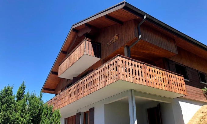 Chatel Chalet De Esquí | Chalet Letach - 'Great Bike Park Access' relax around the fire pit, mountain retreat