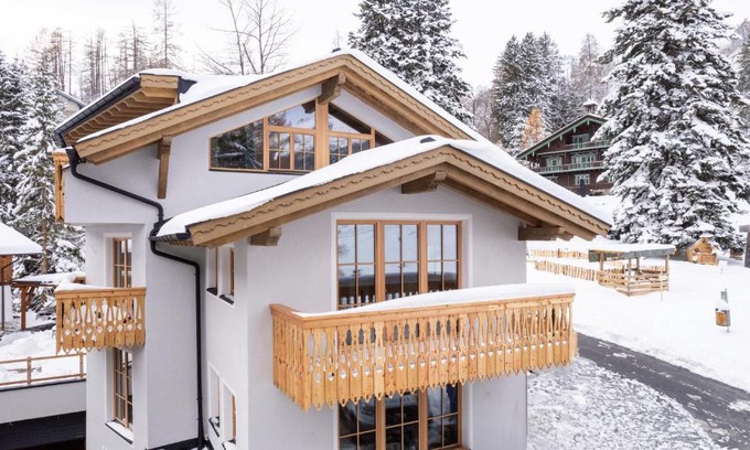Sankt Anton am Arlberg Apartamento | Chalet Marmotta CULM - Luxus Chalet Ski-In Ski-Out