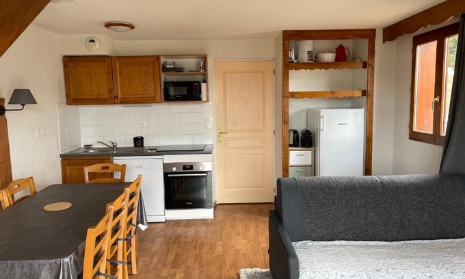 La Joue du Loup Chalet De Esquí | Chalet mitoyen 3 pièces, 8 pers. avec terrasse et parking à La Joue du Loup - FR-1-504-641