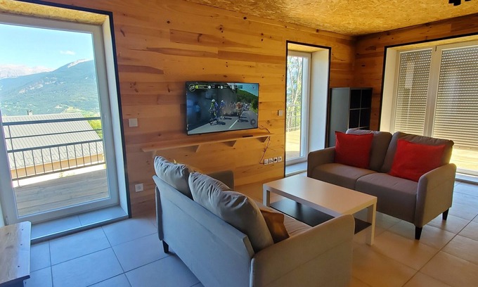 Embrun Chalet De Esquí | Chalet Montagne, 12 Places, au Cœur D'embrun et de la Nature