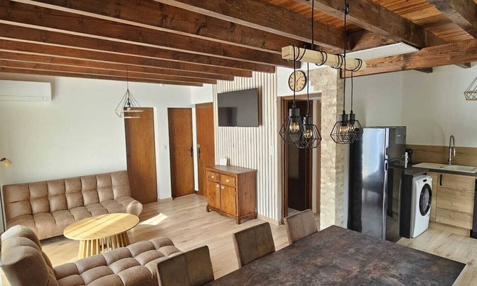 Vielle-Aure Chalet De Esquí | Chalet near St Lary-centre sleeps 10