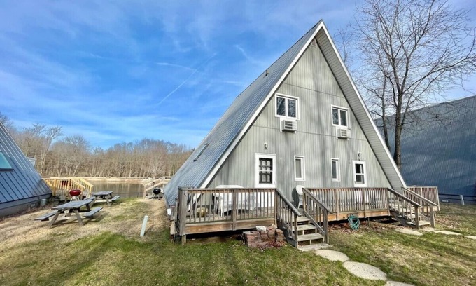 Stevensville Casa | Chalet on the Lake 93 w/ Beach Access, Pools, Sport Courts, Fishing Pond & more!