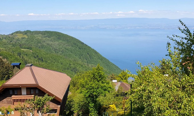 Thollon-les-Memises Chalet De Esquí | Chalet overlooking Lake Geneva