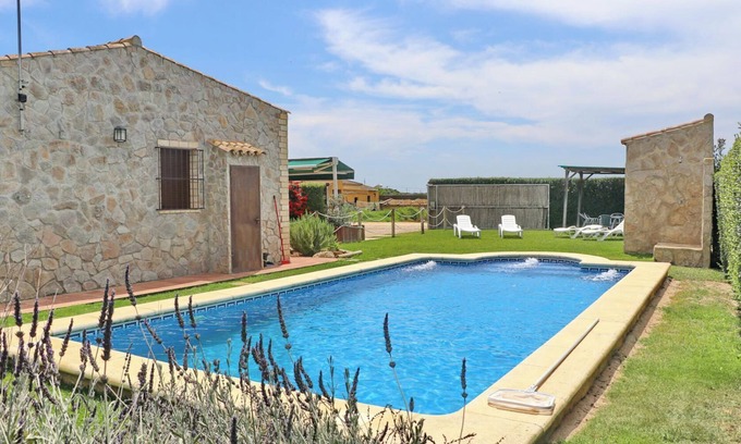 Conil de la Frontera Chalet De Esquí | Chalet Piedra con piscina privada