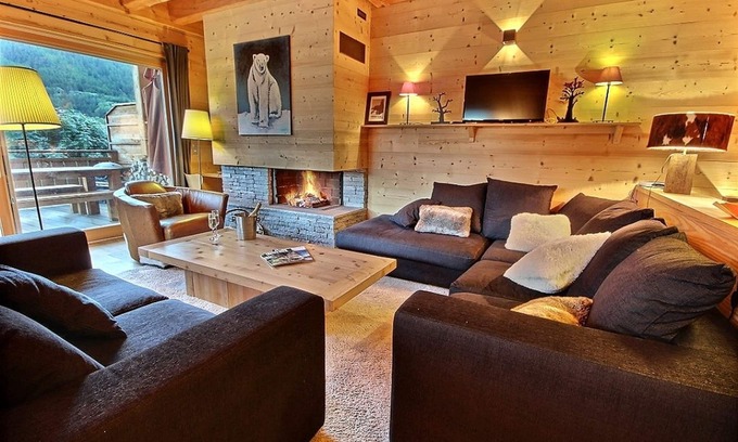 Le Serre Barbin Chalet De Esquí | Cruz chalet de madera: chalet completo