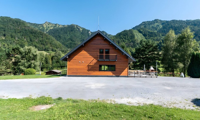 Faverges-Seythenex Chalet De Esquí | Chalet 'Privatisation' con vistas a la montaña, terraza privada y Wi-Fi