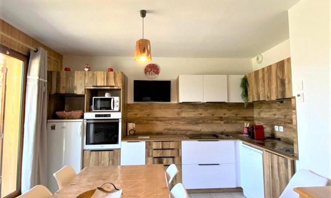 La Joue du Loup Chalet De Esquí | Chalet rénové 7 pers avec terrasse, local ski et parking gratuit - FR-1-504-70