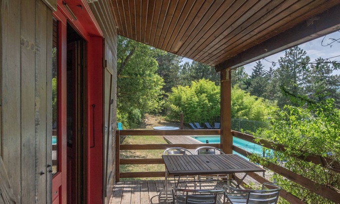 Darbres Chalet De Esquí | Chalet 'Rouge 4 Personnes' con balcón y Wi-Fi