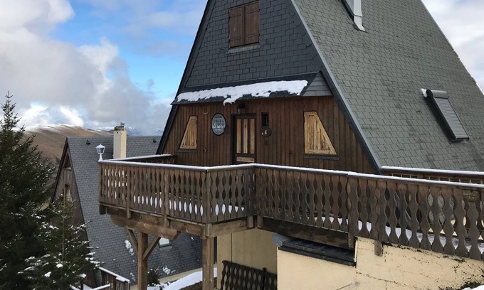 Saint-Lary-Soulan Chalet De Esquí | CHALET - SANTO LARY PIE DE PENDIENTES - 8/10 PERSONAS - UBICACIÓN INCREÍBLE
