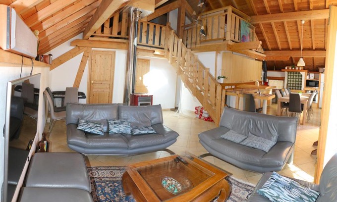 Eteaux Casa | Chalet Savoyard Balcon de Villy