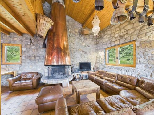 La Rosiere Chalet De Esquí | Chalet Savoyard pour 18 pers, proche pistes et commerces, cheminée, balcon, navette gratuite - FR-1-398-582