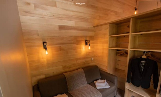 Azet Chalet De Esquí | Vrbo Property