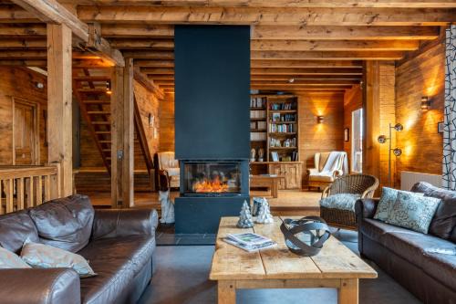 Saint-Jean-de-Sixt Chalet De Esquí | Chalet-Sixtine A large family chalet of 600m2 near La Clusaz
