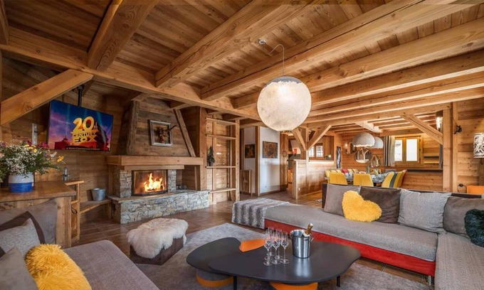 Cognet Chalet De Esquí | Chalet, al pie de las pistas de esquí, vista pistas, fitness, sauna, terraza, balcón