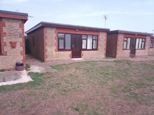Lydd-on-Sea Chalet De Esquí | Chalet - Sleeps 4 - Parking - Garden