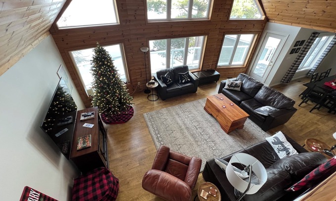 Minden Cabaña | Chalet Style Cottage