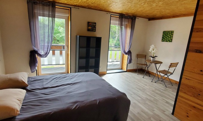 Embrun Chalet De Esquí | Chalet Vacance EMBRUN, 115 m2, new, type 3. Near CV and lake. Double garage.
