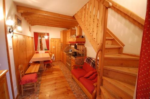 Sant'Antonio di Mavignola Apartamento | Chalet Valentina