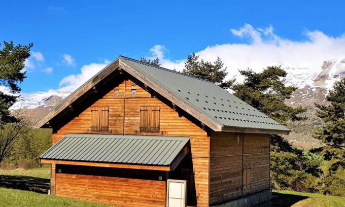 La Joue du Loup Chalet De Esquí | Chalet, vista montaña, piscina, terraza, parking, tv, local para esquís, 55m², La Joue du Loup