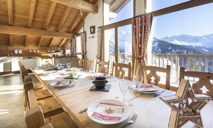 Les Eucherts Chalet De Esquí | Chalet, wifi, sauna, balcony, fireplace or stove, parking, tv, ski locker, 185m², La Rosière