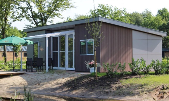 West-Graftdijk Casa | Chalet with 2 bedrooms and a dishwasher