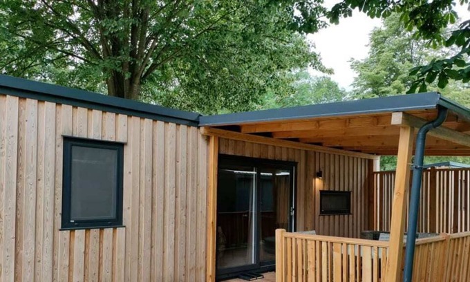 Biddinghuizen Chalet De Esquí | Chalet with 2 bedrooms and 1 bathroom
