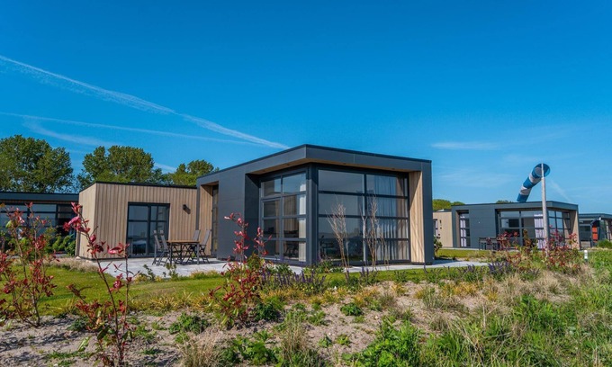 Enkhuizen Casa | Chalet with 2 bedrooms and a terrace