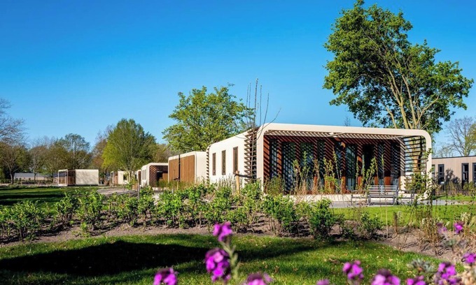 Hulshorst Casa | Chalet with 2 bedrooms and a terrace