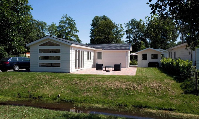 Velsen-Zuid Casa | Chalet with 3 bedrooms and a terrace