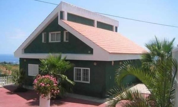 Candelaria Villa | Chalet con piscina en Candelaria