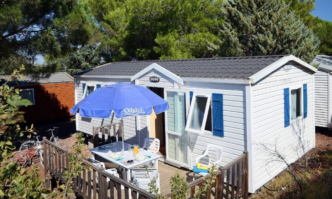 Agde Casa | Acogedor chalet con terraza en una zona boscosa cerca de Agde