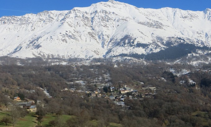 Montaimont Chalet De Esquí | Vista panorámica de las montañas - en un balneoterapia
