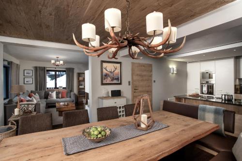 Zell am See Chalet De Esquí | Chalet Zell by Chalet Alp Lux - Summer Card