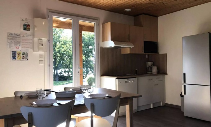 Longeau-Percey Chalet De Esquí | Chalets de la Vingeanne *** - Chalet PMR superior (person with reduced mobility) 39m2-2 bedrooms/terrace covered 6 pers 6 persons