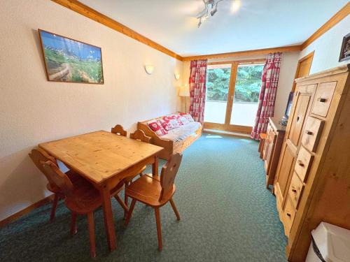 Les Bruyeres Apartamento | Chaleureux 2 pièces cabine pour 6 aux Menuires - FR-1-452-111