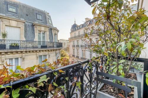 Chaillot Hotel | Chalgrin Boutique Hotel