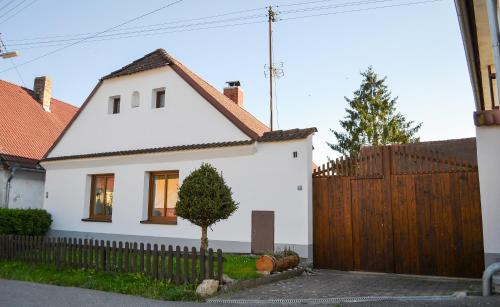 Oslov Casa | Chalupa Honza Oslov s Wellness