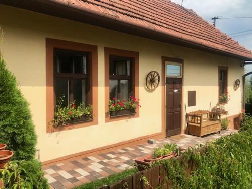 Ruzomberok Casa | Chalupa u babky